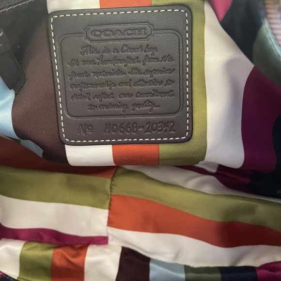 Coach purse - Picture 4 of 7